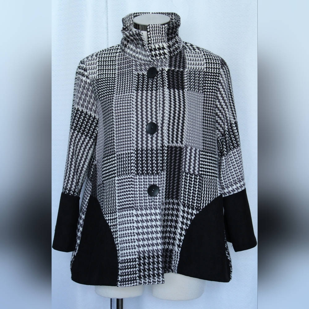 Damee Inc Black & White Woven Blazer Small - Picture 1 of 9